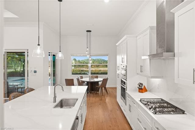 Gourmet kitchen with gas cooktop